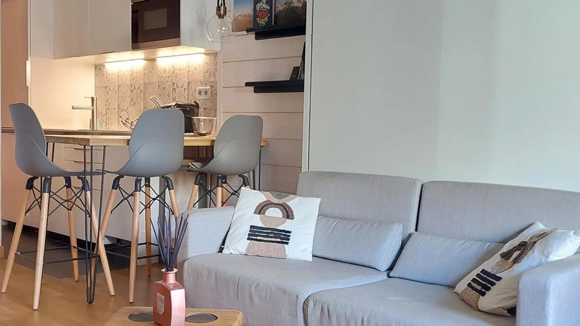 Apartment Studio Confortable Renove Avec Wifi A Chamonix - Fr-1-517-69