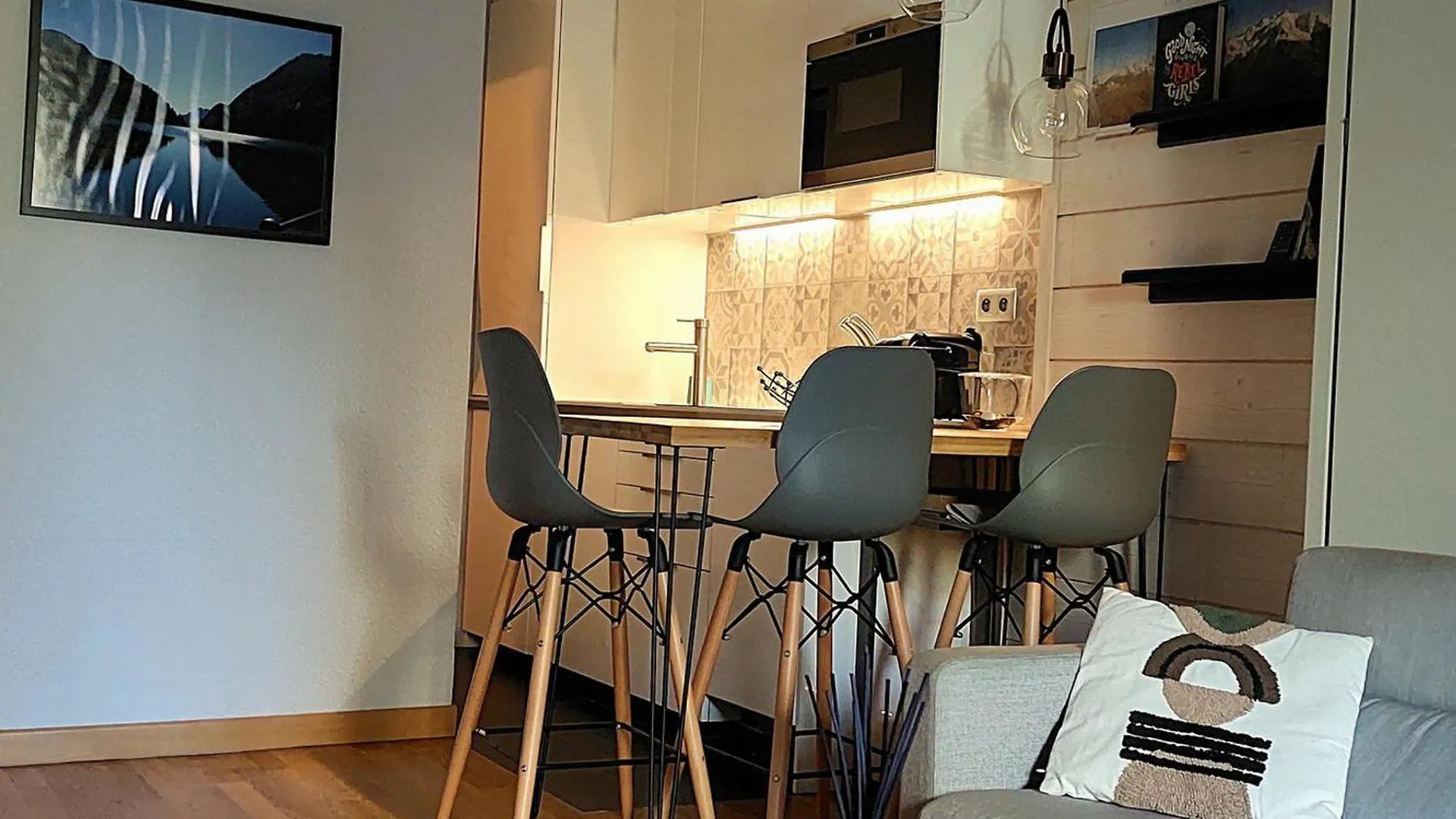 Studio Confortable Renove Avec Wifi A Chamonix - Fr-1-517-69 France